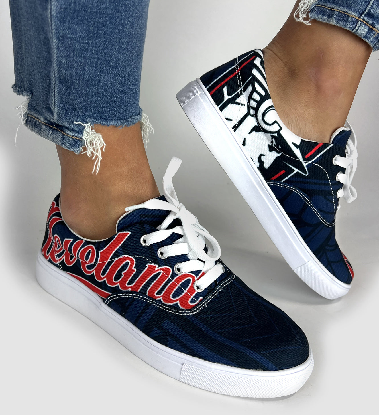 Women's Cleveland Baseball Script canvas shoes - Main Image