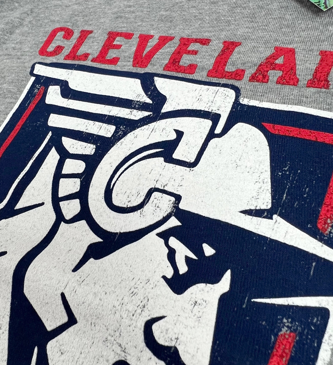 Kids Cleveland Baseball Statue T shirt