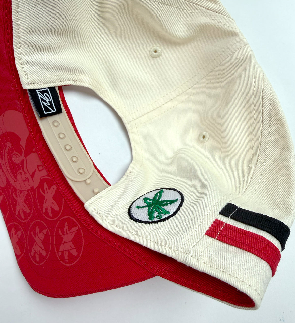Heritage O Stripes Cream Snapback
