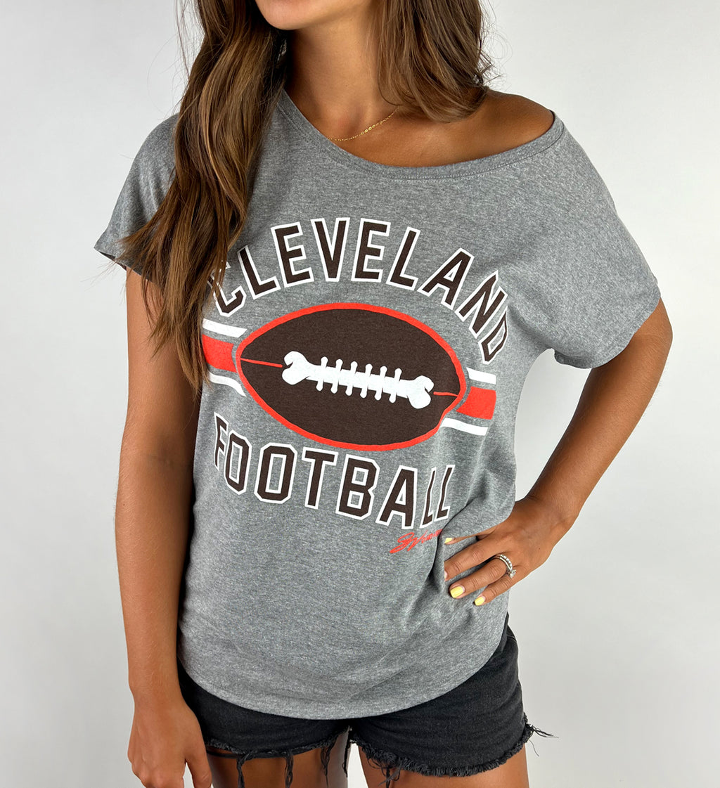 Womens Cleveland Football Script Slouchy T Shirt XLarge